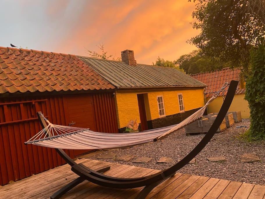Idyllisk, Historisk Byhus Ved Fjorden I Mariager エクステリア 写真